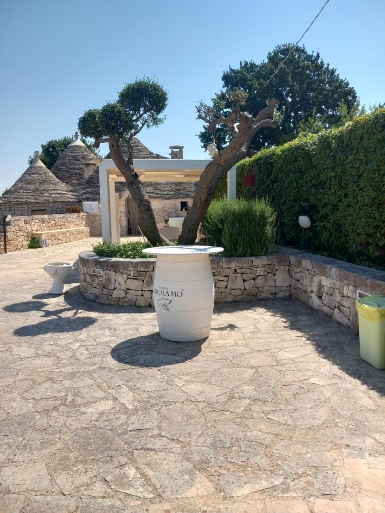 Trullo Monte Del Sale Guest House Alberobello Bagian luar foto