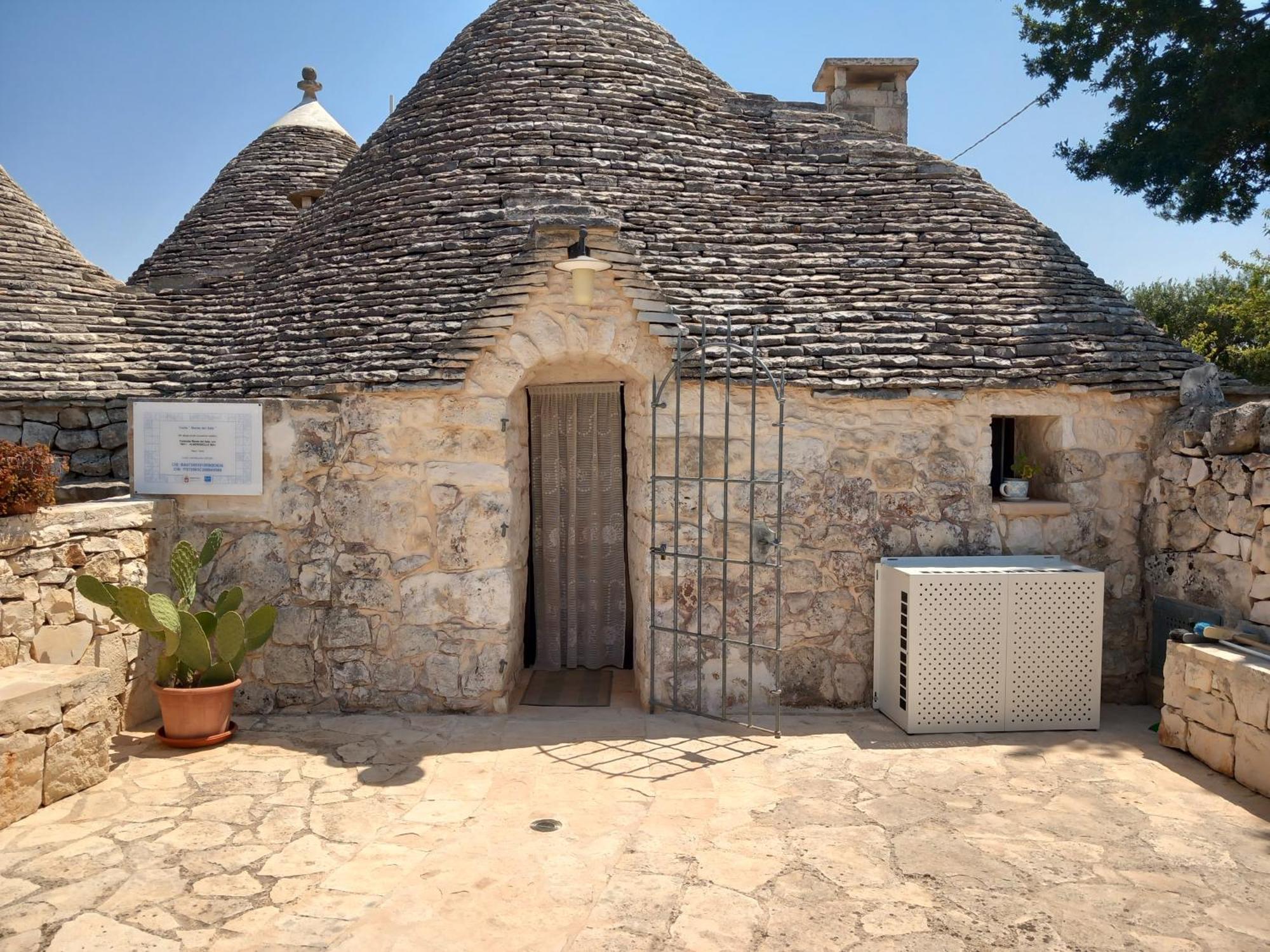 Trullo Monte Del Sale Guest House Alberobello Bagian luar foto
